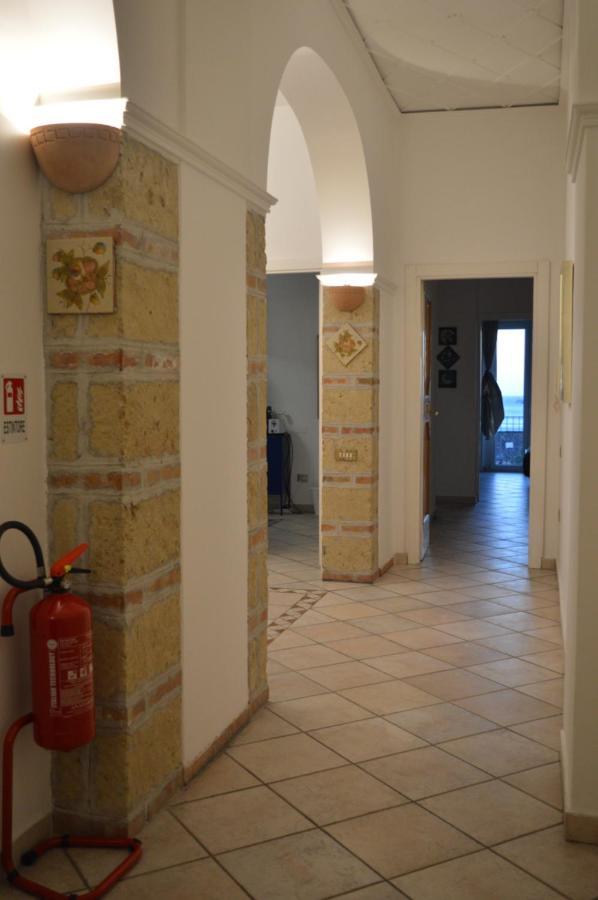 Antica Dimora In Centro Apartment Salerno Ngoại thất bức ảnh