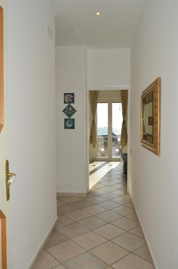 Antica Dimora In Centro Apartment Salerno Ngoại thất bức ảnh