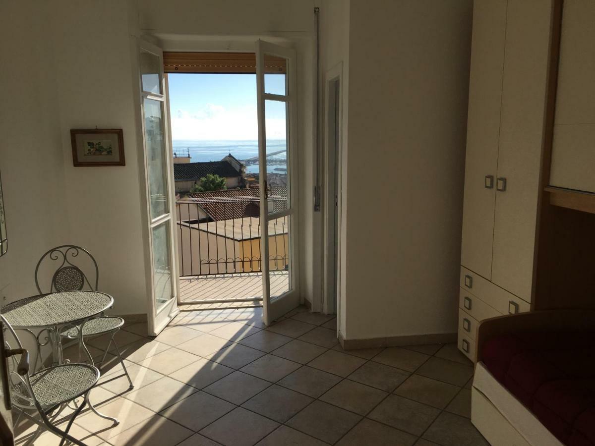 Antica Dimora In Centro Apartment Salerno Ngoại thất bức ảnh