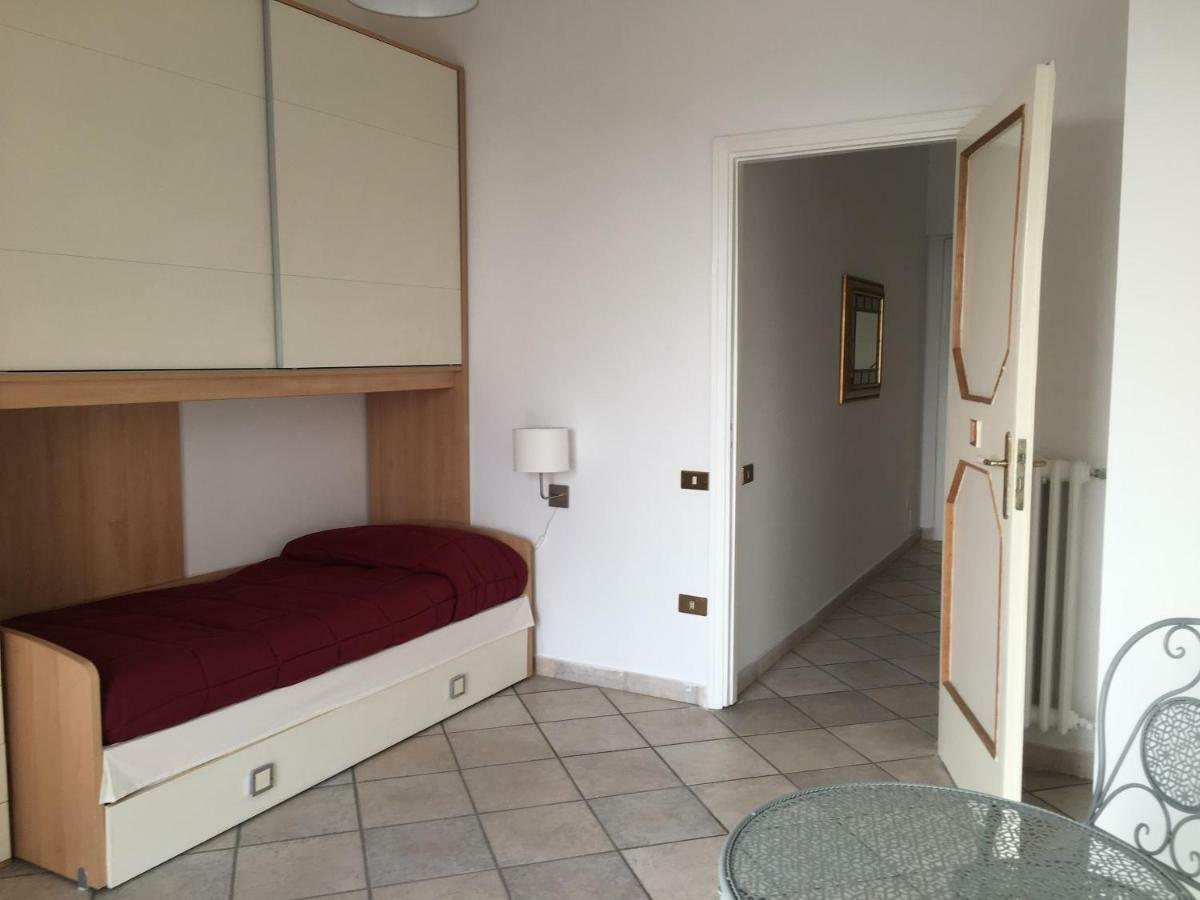 Antica Dimora In Centro Apartment Salerno Ngoại thất bức ảnh
