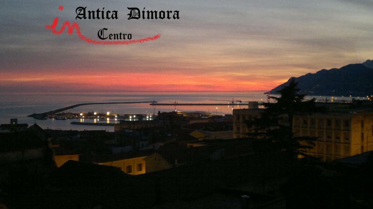 Antica Dimora In Centro Apartment Salerno Ngoại thất bức ảnh